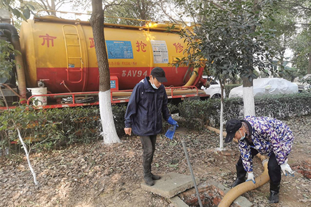 為什么城市要定期進(jìn)行排水管道清淤?